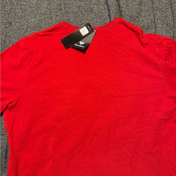 Tampa Bay Buccaneers XL Team Apparel T Shirt NWT - Picture 3 of 4